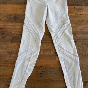 Alo Yoga Leggings